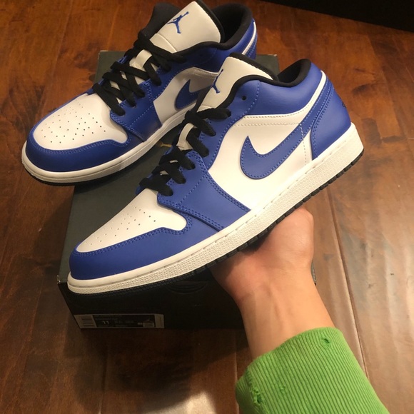 Jordan 1 low game royal - Picture 1 of 4